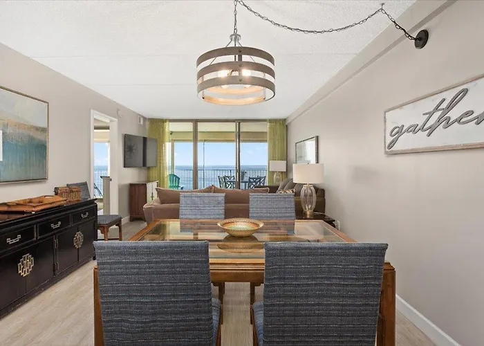 Newly Renovated 2-bedroom Ocean Front Towers With Indoor Pool!