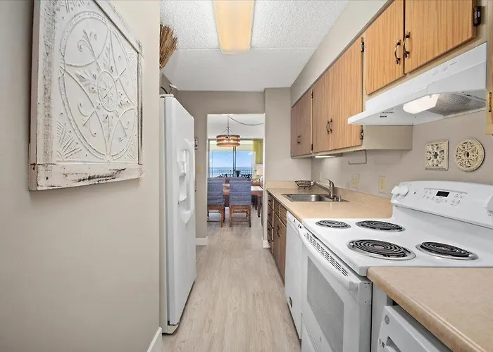 Ferienhaus Newly Renovated 2-bedroom Ocean Front Towers With Indoor Pool! Ocean Stadt