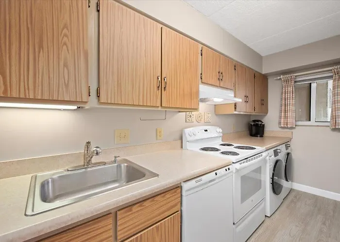 Newly Renovated 2-bedroom Ocean Front Towers With Indoor Pool! Ferienhaus *