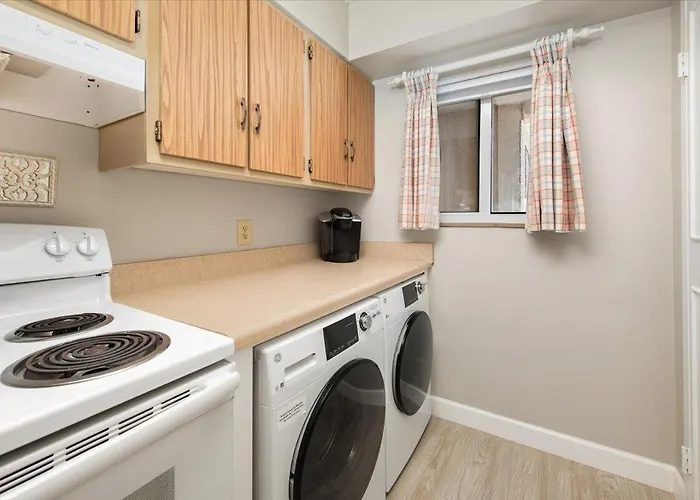 Newly Renovated 2-bedroom Ocean Front Towers With Indoor Pool! Ferienhaus
