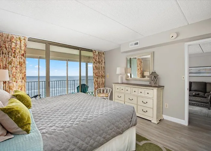 Ferienhaus Newly Renovated 2-bedroom Ocean Front Towers With Indoor Pool!