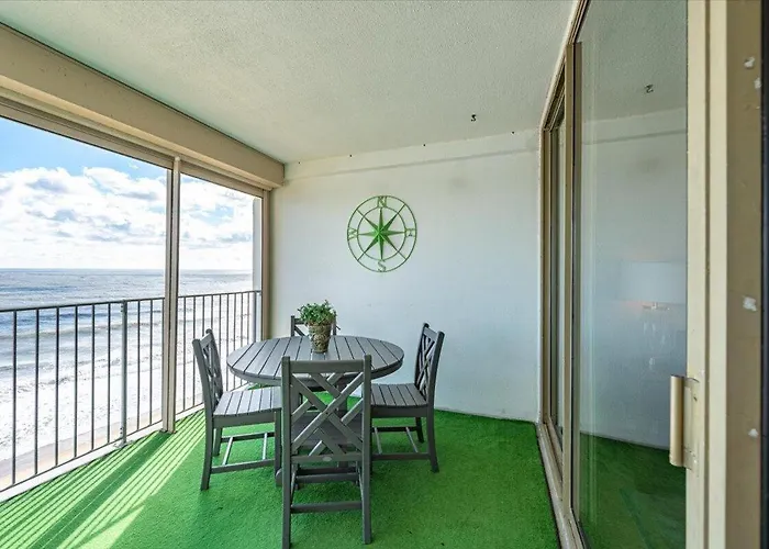 Newly Renovated 2-bedroom Ocean Front Towers With Indoor Pool! *