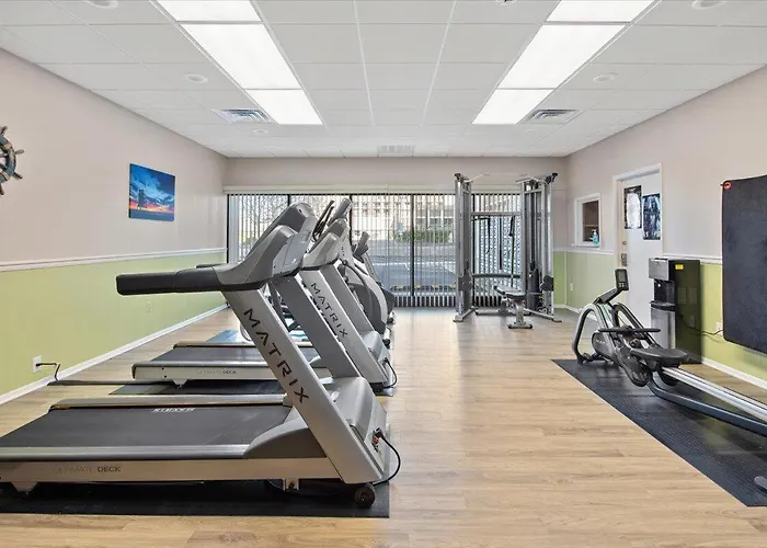 Newly Renovated 2-bedroom Ocean Front Towers With Indoor Pool! Ferienhaus