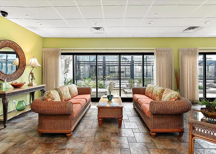 Newly Renovated 2-bedroom Ocean Front Towers With Indoor Pool! Ocean Stadt
